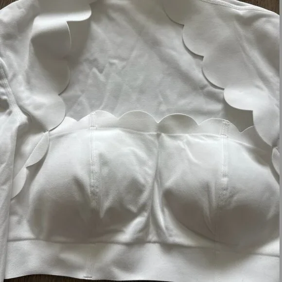 Scallop Cropped Long Sleeve Top WISKII, NEW - Picture 4 of 8